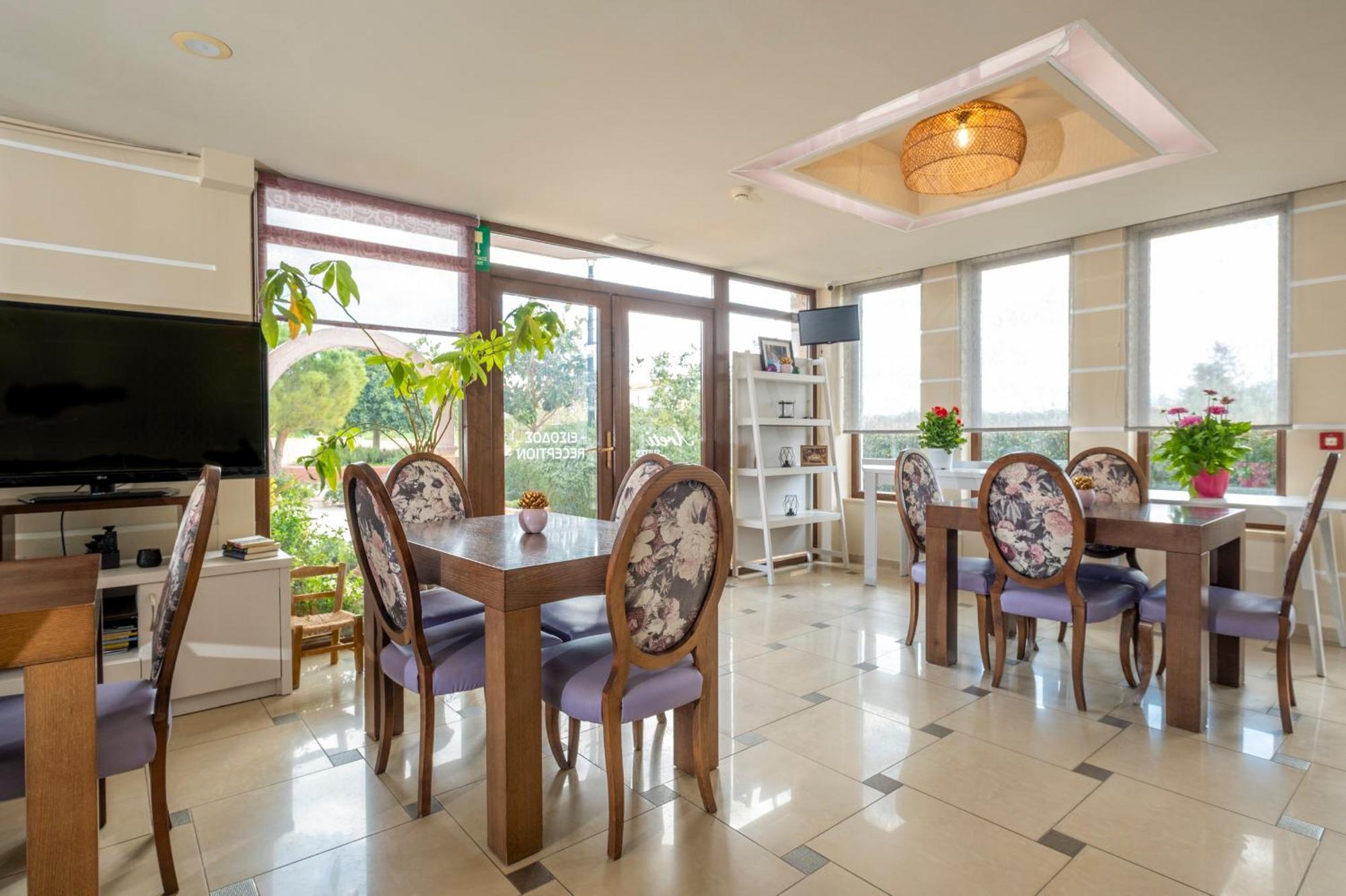 Areti Suites Kathaniá 외부 사진