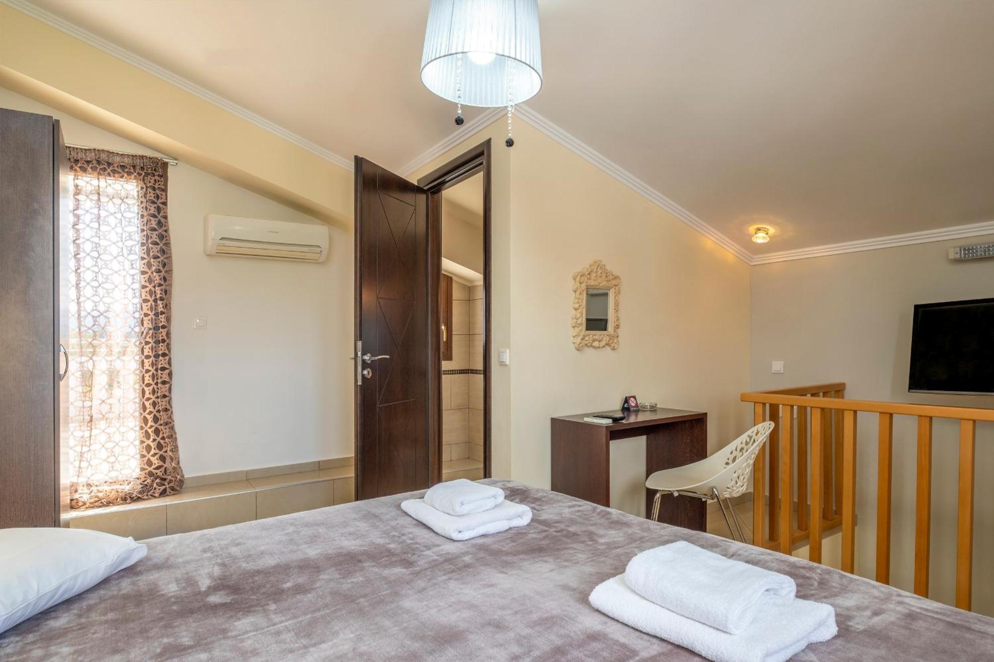 Areti Suites Kathaniá 외부 사진
