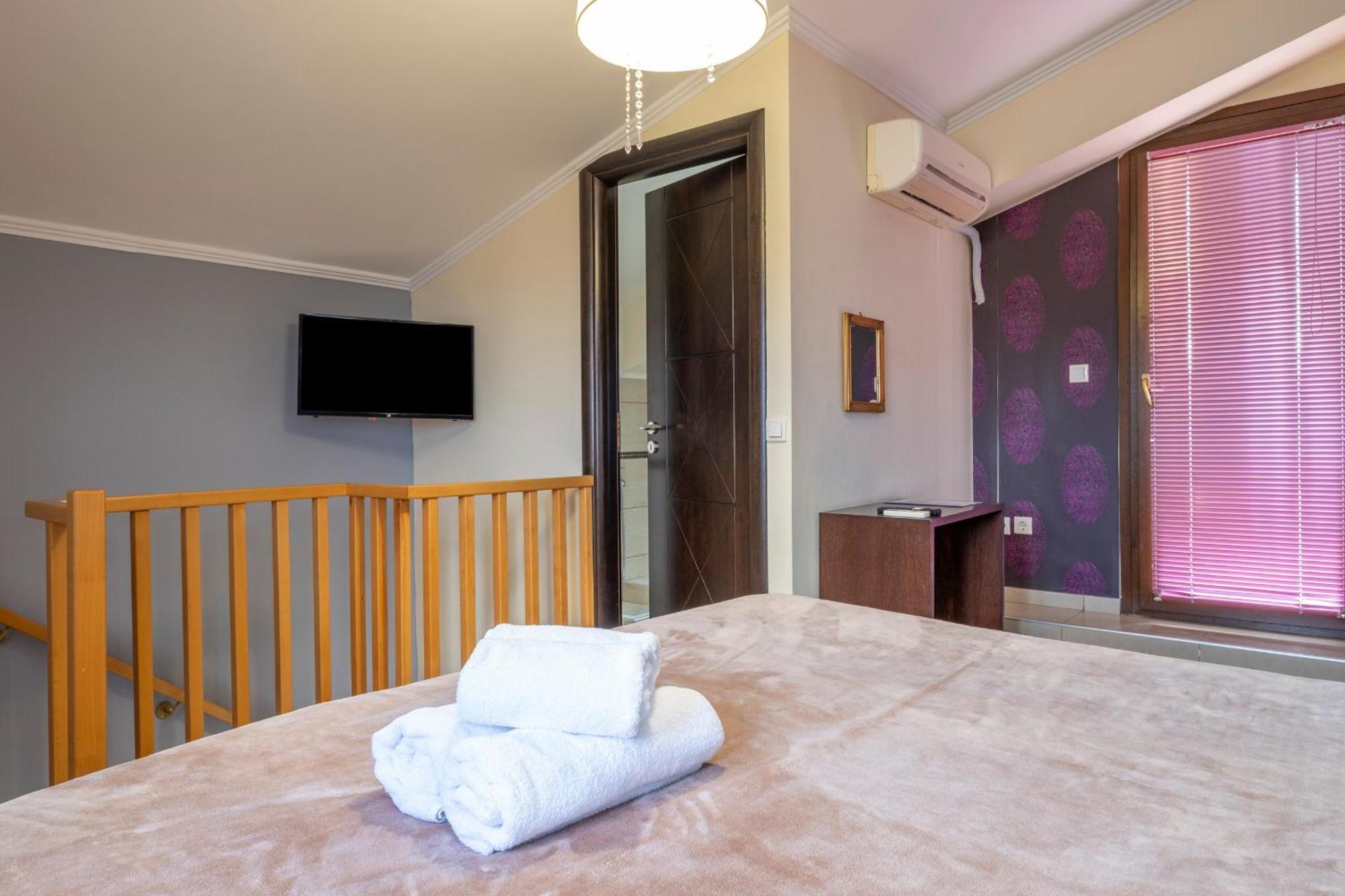 Areti Suites Kathaniá 외부 사진